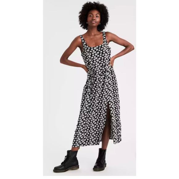 American Eagle Daisy Floral Maxi Dress M Black Sleeveless Scoop Neck - Picture 1 of 6